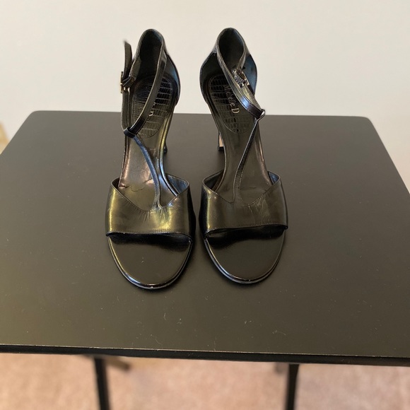 Shoes - Picture 1 of 6